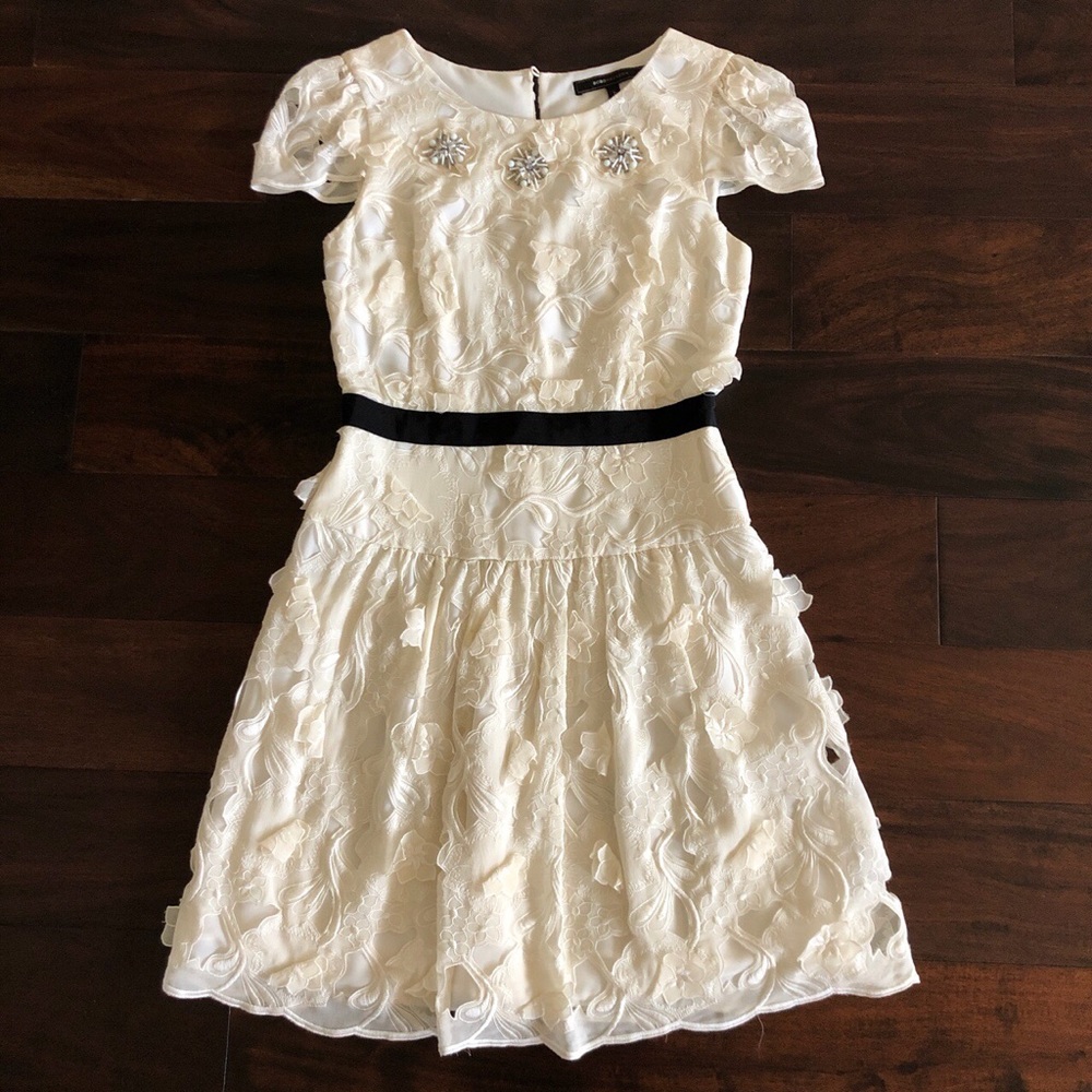 bcbgmaxazria white & black lace evening dress!